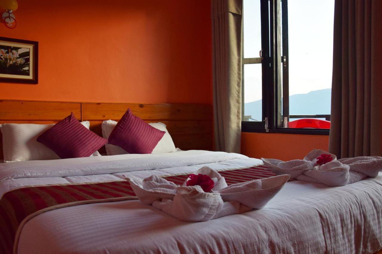 Hotel Siddhartha Garden Ayurveda Pokhara Exterior foto