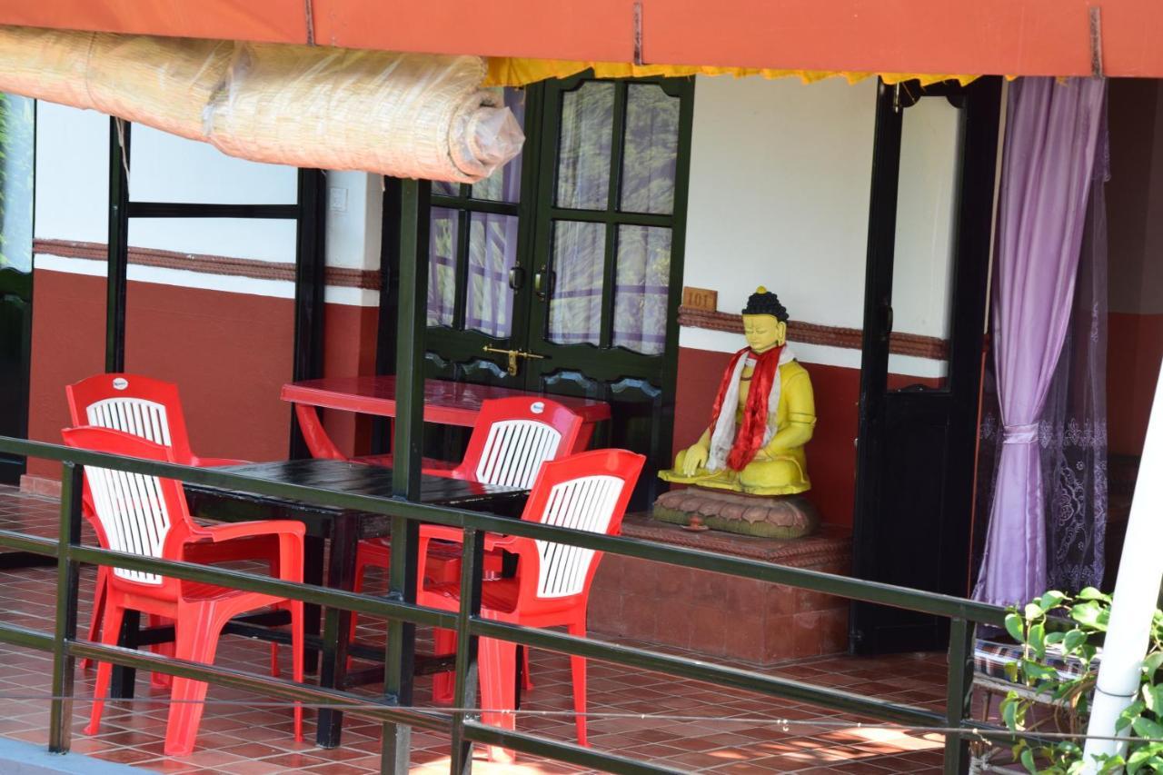 Hotel Siddhartha Garden Ayurveda Pokhara Exterior foto