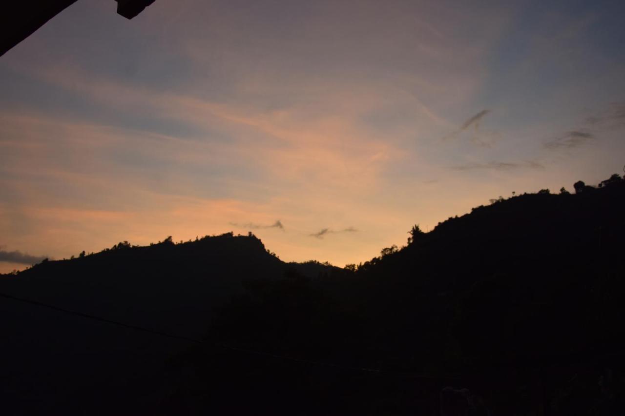 Hotel Siddhartha Garden Ayurveda Pokhara Exterior foto